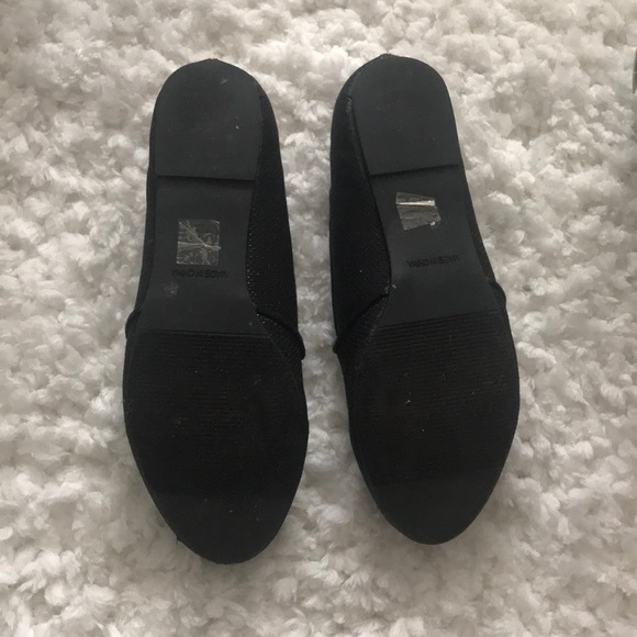 ✨Flats— Size 6 - Picture 3 of 4